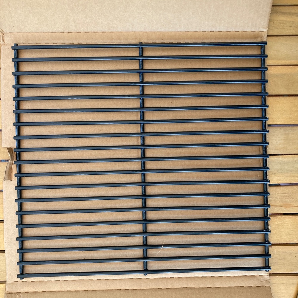 SET OF 2 PORCELAIN COATED BARBECUE RACKS